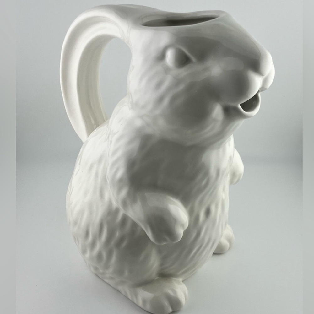 Pottery Barn Whimsical White Ceramic Bunny
Pitcher Sold Out New 🐇